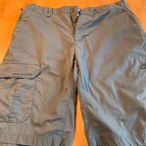 Mens Columbia shorts like new